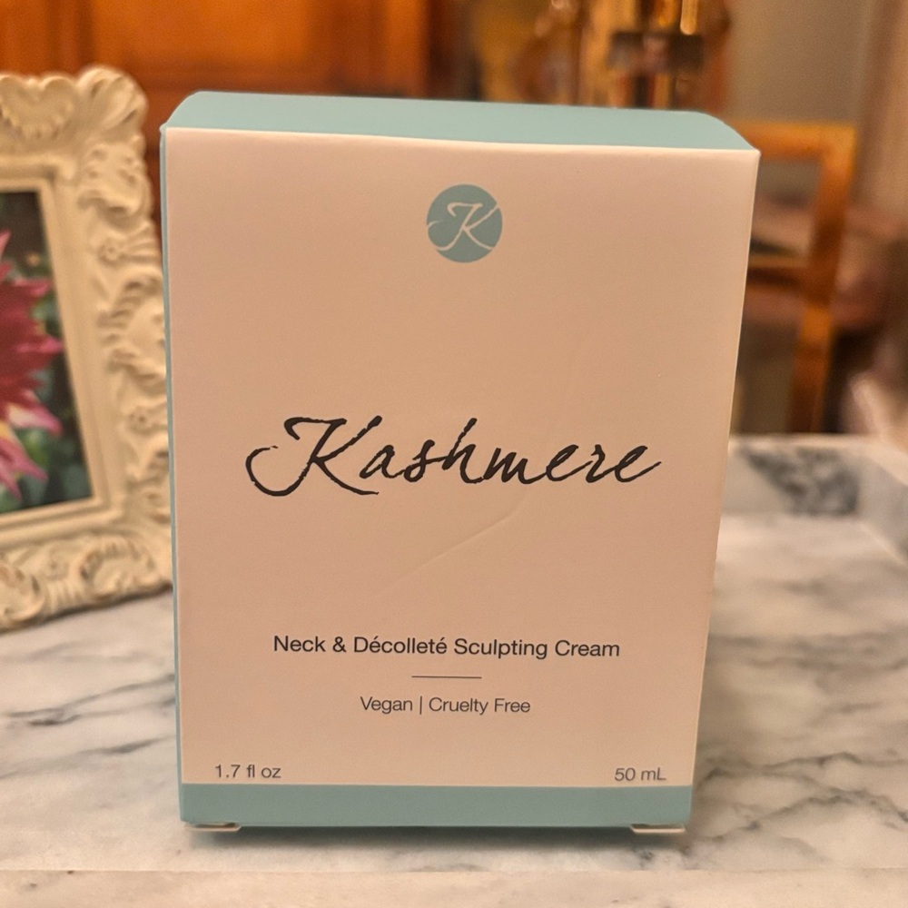 Neck & Décolleté Sculpting Cream by Kashmere NIB